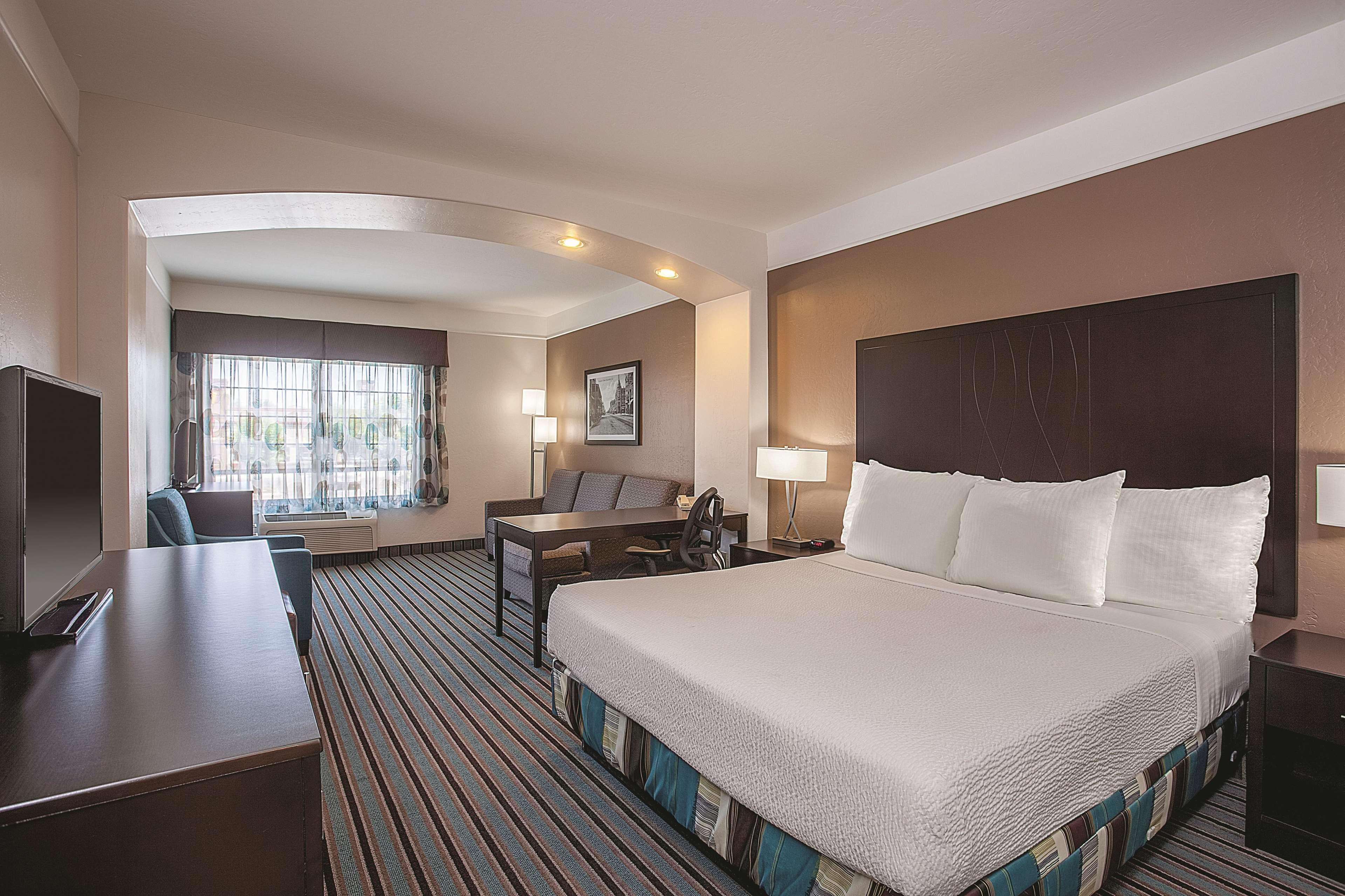 La Quinta By Wyndham Bakersfield North Ξενοδοχείο Εξωτερικό φωτογραφία
