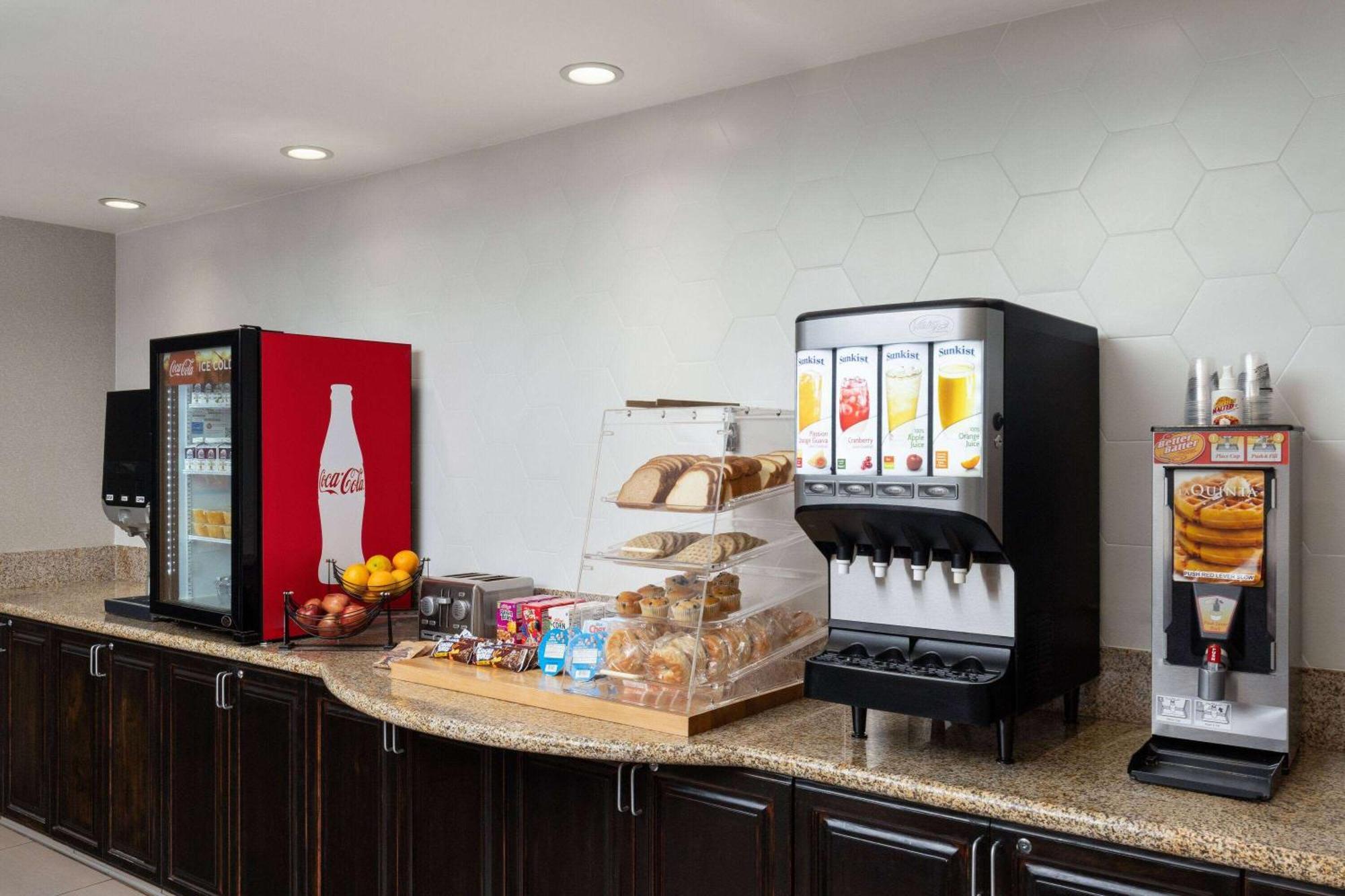 La Quinta By Wyndham Bakersfield North Ξενοδοχείο Εξωτερικό φωτογραφία